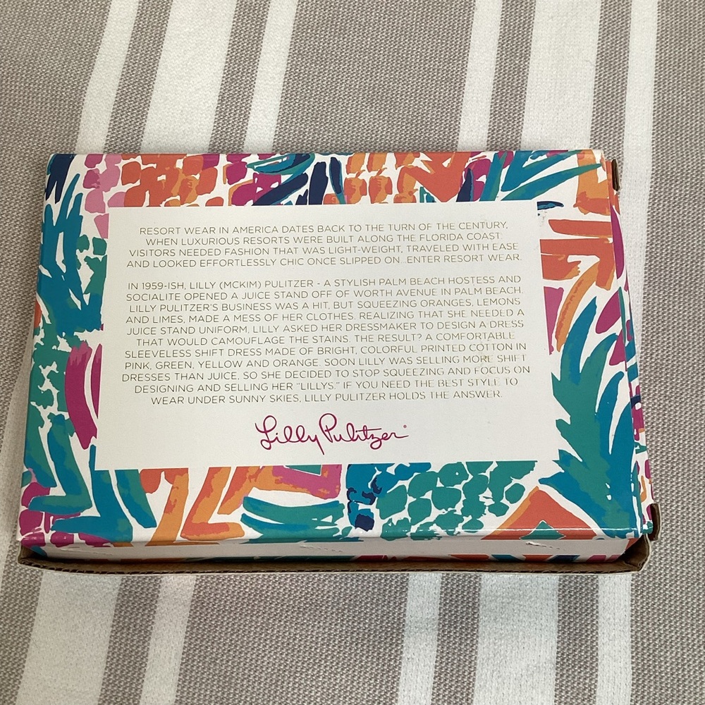 Lilly Pulitzer Clear Pink Acrylic Picture Frame - Picture 5 of 5